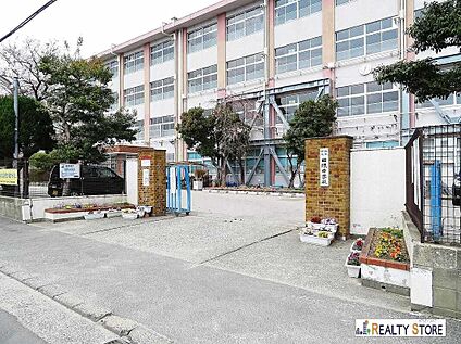 福岡市立田隈中学校 1630m
