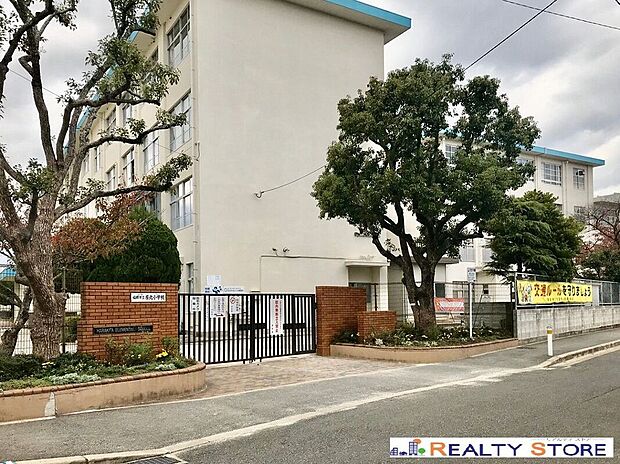 福岡市立原北小学校（約350m）