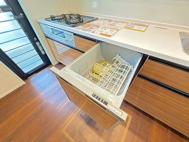 【その他設備】【食器洗浄乾燥機】時短家事の強い味方♪冬の手荒れからも守ってくれます♪