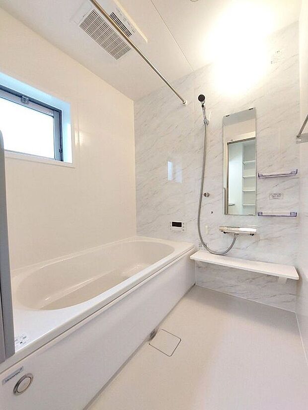 【同仕様画像 (バス)】【同仕様画像】