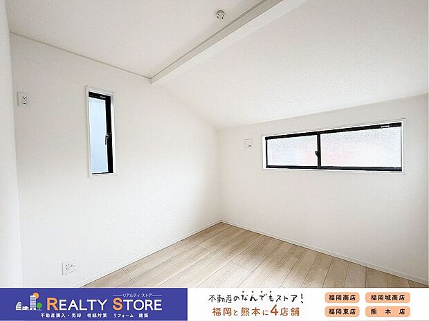 【室内】【洋室】自分時間を充実させ、心豊かなひとときを過ごすための大切な空間♪趣味や感性を生かせるようにシンプルな仕上がりになっています。