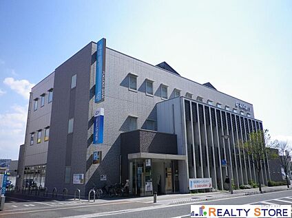 福岡銀行千早支店 960m