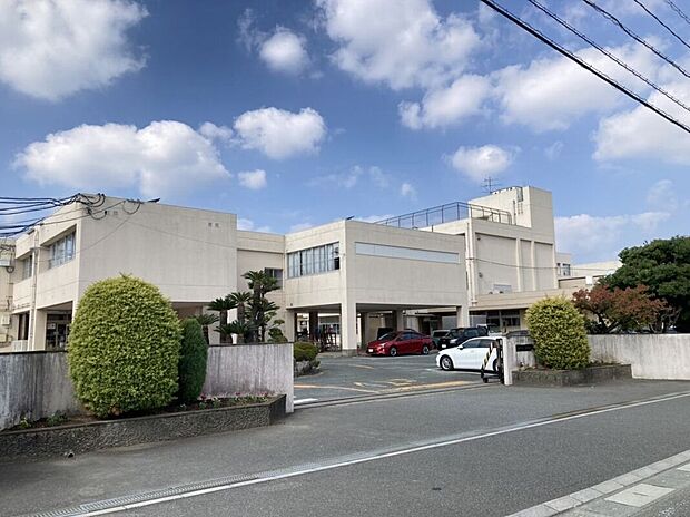 福津市立福間南小学校(約1,460m)