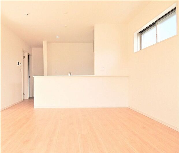 【同仕様画像　（リビング）】同仕様