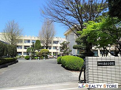 熊本市立清水小学校 900m