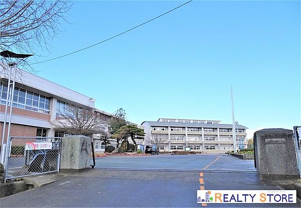 熊本市立下益城城南中学校（約1,500m）