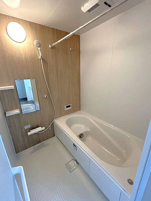 【バス】☆浴室☆一坪バスでゆったりご入浴♪家事や仕事で疲れた体を癒します♪お子様との入浴も快適に♪