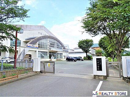 大津町立大津小学校 900m
