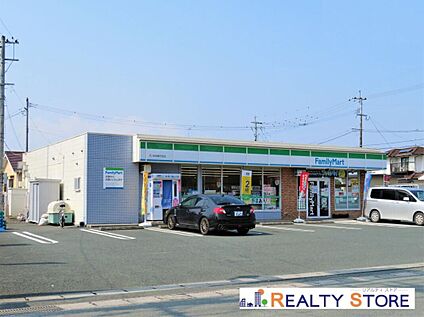 ファミリーマート合志御代志店 850m