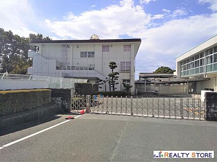 合志市立西合志東小学校 1600m
