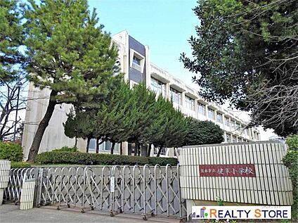熊本市立健軍小学校 850m