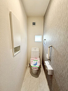 【リビング収納 ｜ 2号棟】