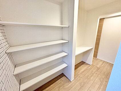 【パントリー | (2)号棟】