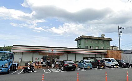 セブンイレブン生駒壱分町店 350ｍ(徒歩5分)