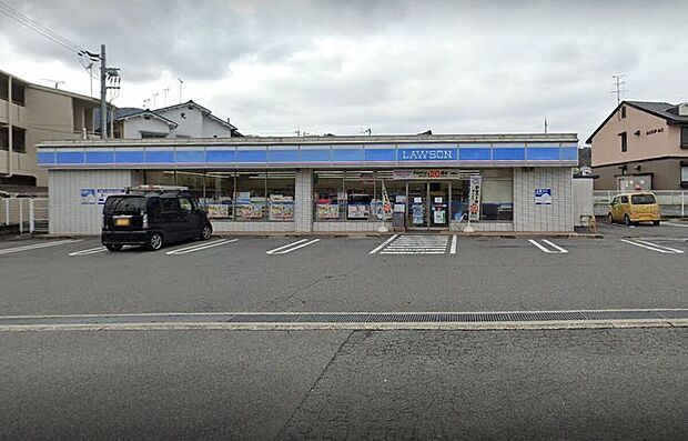 ローソン生駒俵口町店（約520m）