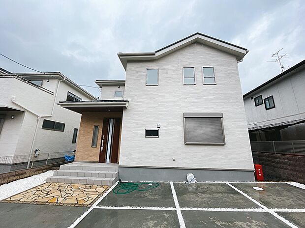 【外観】静かで落ち着いた閑静な住宅地です。
子育て世代の生活環境としても最適です◎（同社施工事例）
