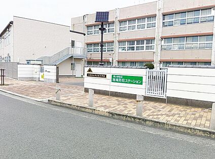 大阪狭山市立東小学校 約720m(徒歩約9分)