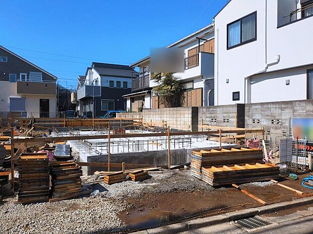 ひとたび扉を開けばそこに待っているのは上質な空間とマイホームでの新生活をイメージさせる優雅なひととき。「この家なら…」ではなく「ここに住みたい♪」と思う感動をお届けいたします。