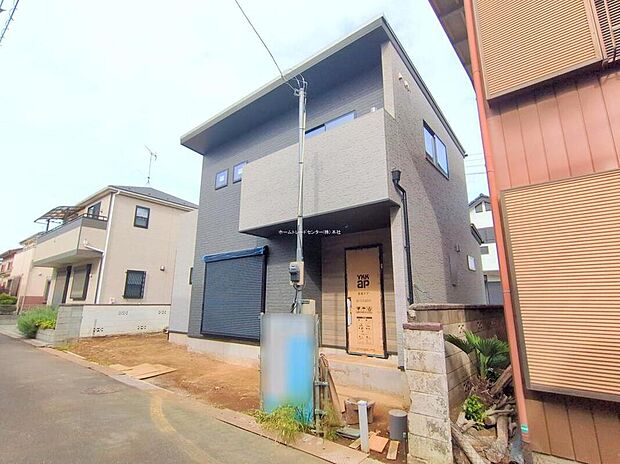 【現地外観写真】お子様から「自分の部屋がほしい…」そんな成長もうれしいこの頃。お子様のさらなる成長を共に見守る新築マイホーム。お子様が巣立った後も、豊かな人生も支えてくれる。パートナーのような住まいです☆