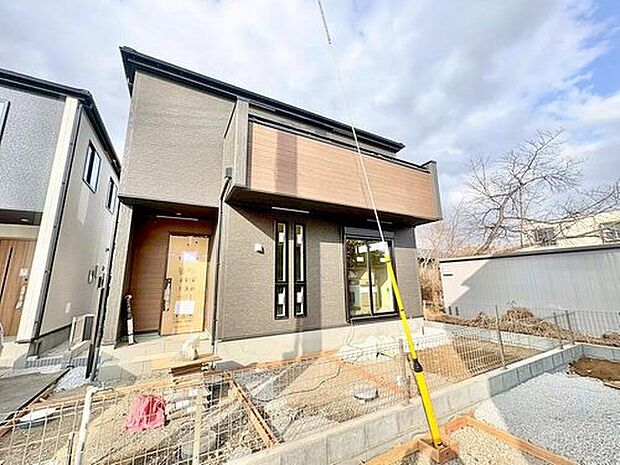 【現地外観写真】☆6号棟☆
住宅性能評価で耐震等級３（最高等級）を取得！お客様を守る大切な住宅だからこそ、第三者の検査を受けて安心して住んでいただける住宅をご案内させて頂きます。