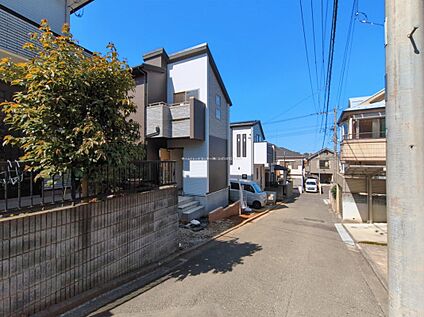 前面道路含む現地写真