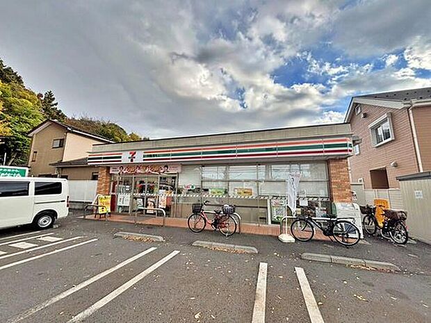 セブンイレブン練馬石神井台8丁目店(約497m)