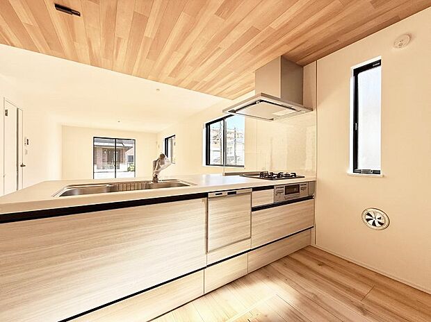 ■料理がもっと楽しくなる、快適なキッチン空間