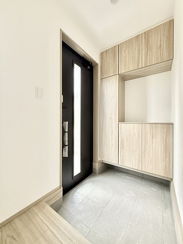 A号棟 ■ ここから始まる一日、すっきり整った玄関