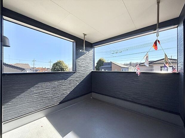 ■ 季節の移ろいを感じられる開放的な空間です