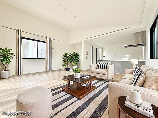 ■勾配天井で広々とした開放的なLDK！※家具はCGです