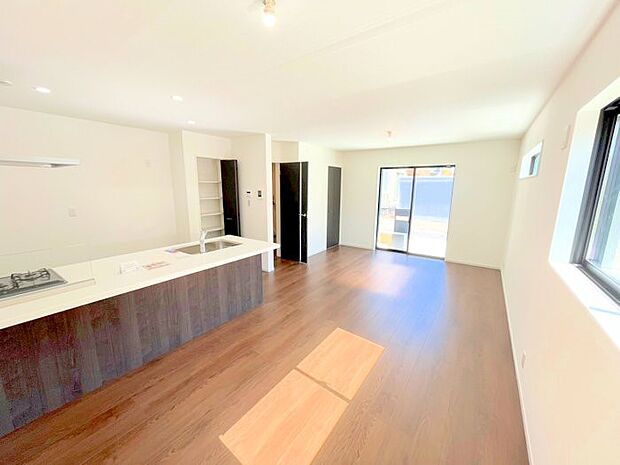 ■心落ち着く場所、ゆったり過ごせるリビング