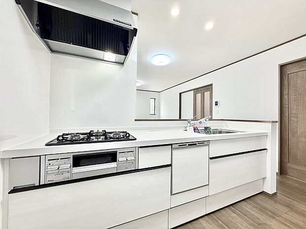 ■シンプルで美しく心地よい時間を生むキッチン空間