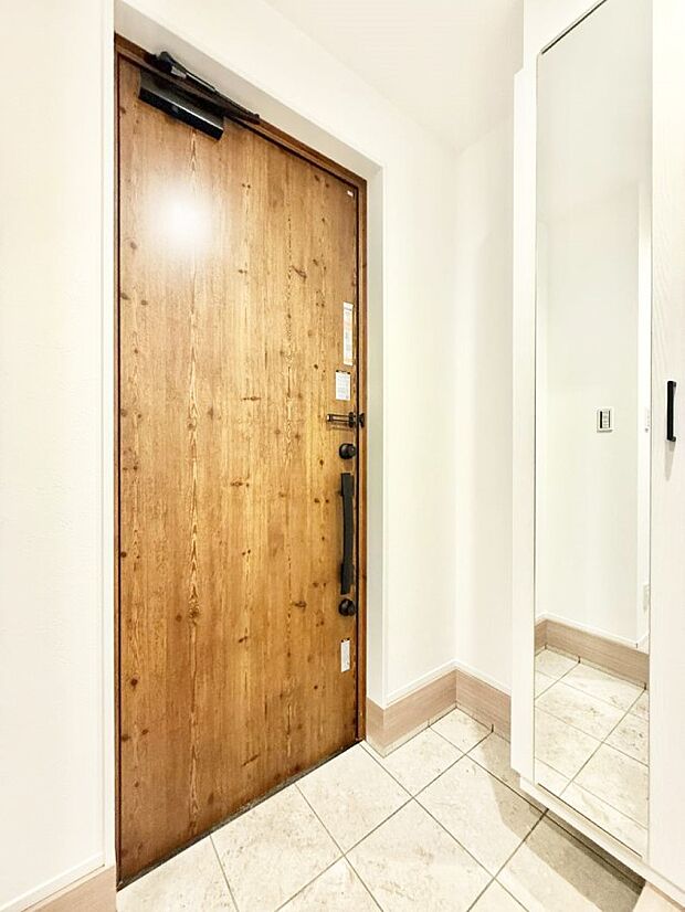 ■ シンプルで美しく、快適な暮らしの入り口