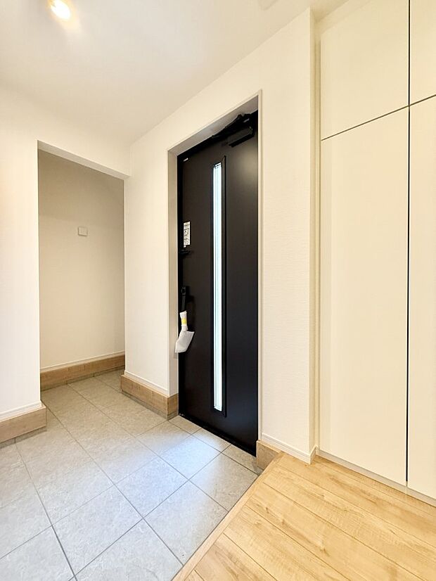 ■広々、綺麗な玄関でお客様をお出迎え!