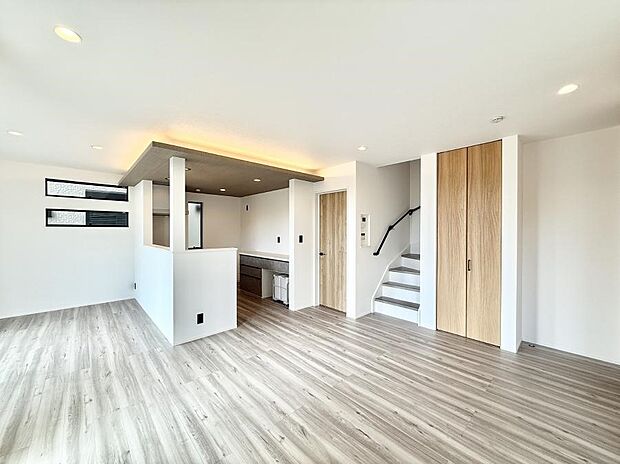 【ダイニング】■自然と心がほどける、リラックスできる場所