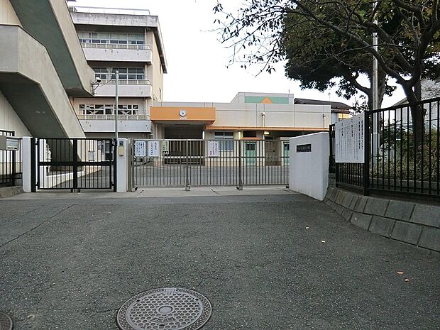 横浜市立高舟台小学校（約850m・徒歩11分）