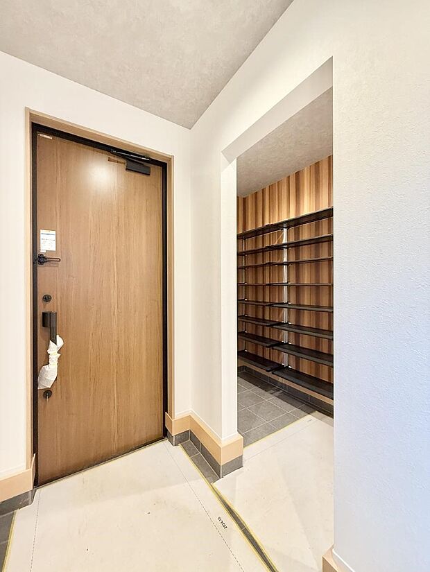 【玄関】■玄関はお家の顔!おしゃれな玄関でお客様をお迎え!