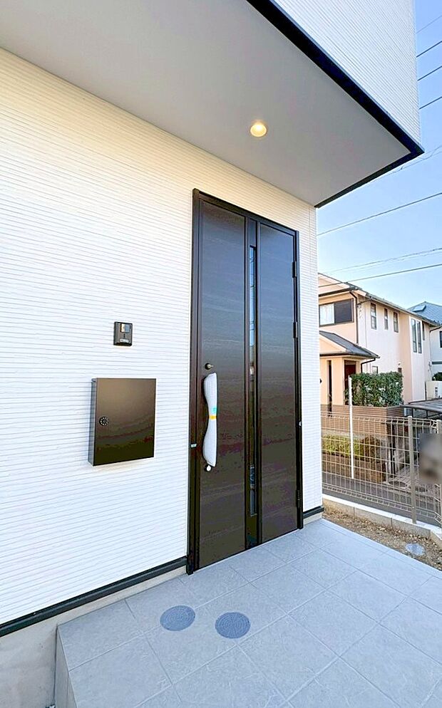 【玄関】いつでもお問い合わせください