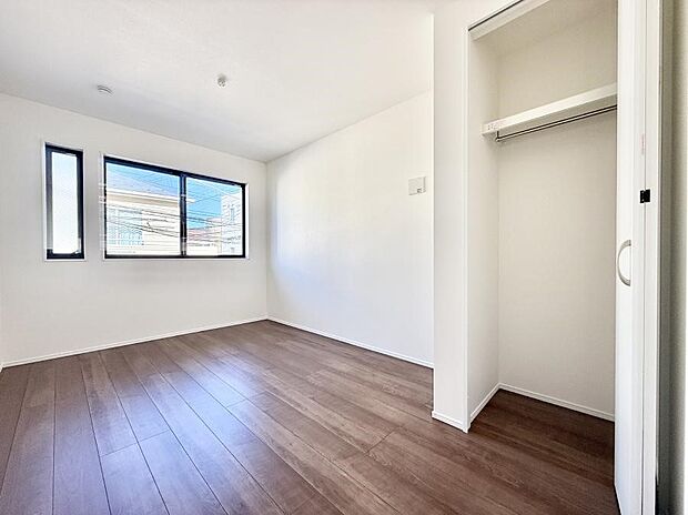 【洋室】■優雅で穏やかな時間が流れる空間