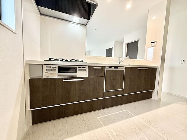 【キッチン】■シンプルで機能的、毎日使いやすいキッチン