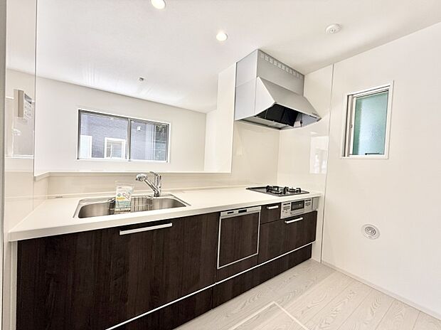 【ダイニングキッチン】■作る楽しみと食べる幸せを届けるキッチン