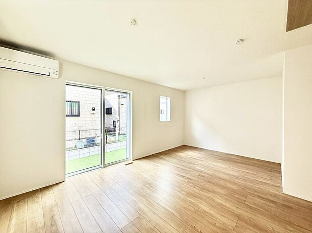 【リビングダイニング】■大切な人と過ごす、あたたかいひととき