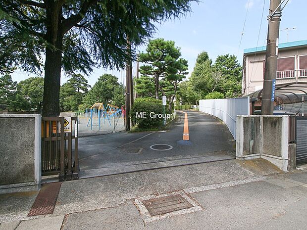 藤沢市立藤沢小学校(約1,300m・徒歩17分)