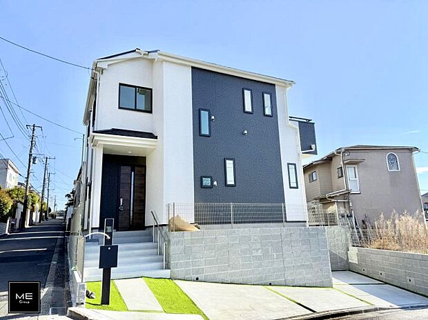 【現地外観写真】■暮らしを豊かにする充実した仕様設備で快適に