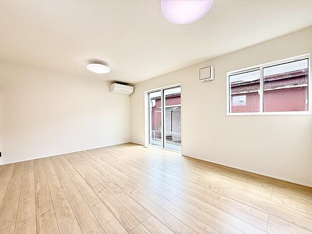 【リビング】■自然と会話が生まれる、心地よいひととき