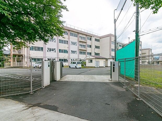 八王子市立四谷中学校（約483m・徒歩7分）