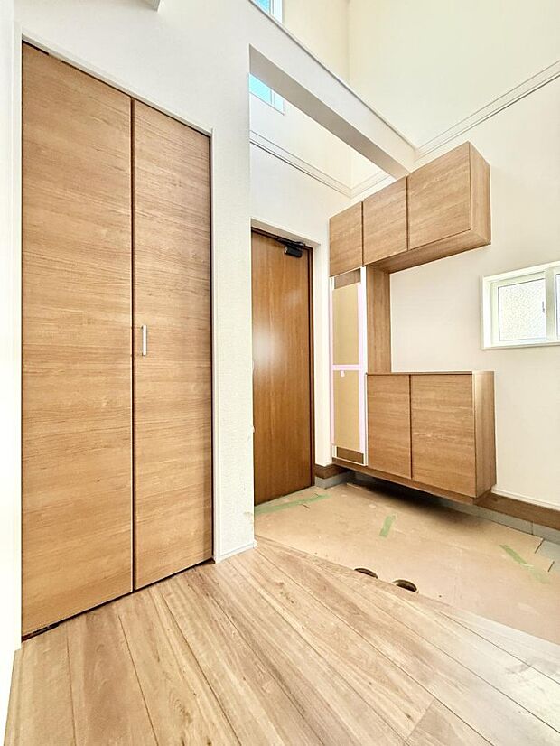 【玄関】■玄関はお家の顔!おしゃれな玄関でお客様をお迎え!