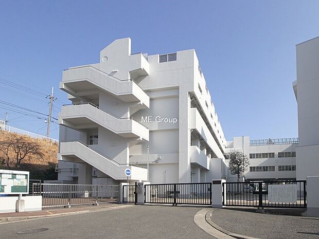 横浜市立小田小学校(約400m・徒歩5分)