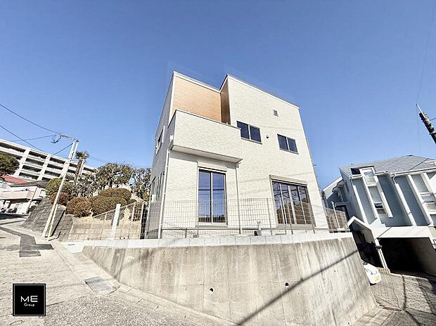 【現地外観写真】■新しい暮らしが始まる場所で、家族の絆を深める