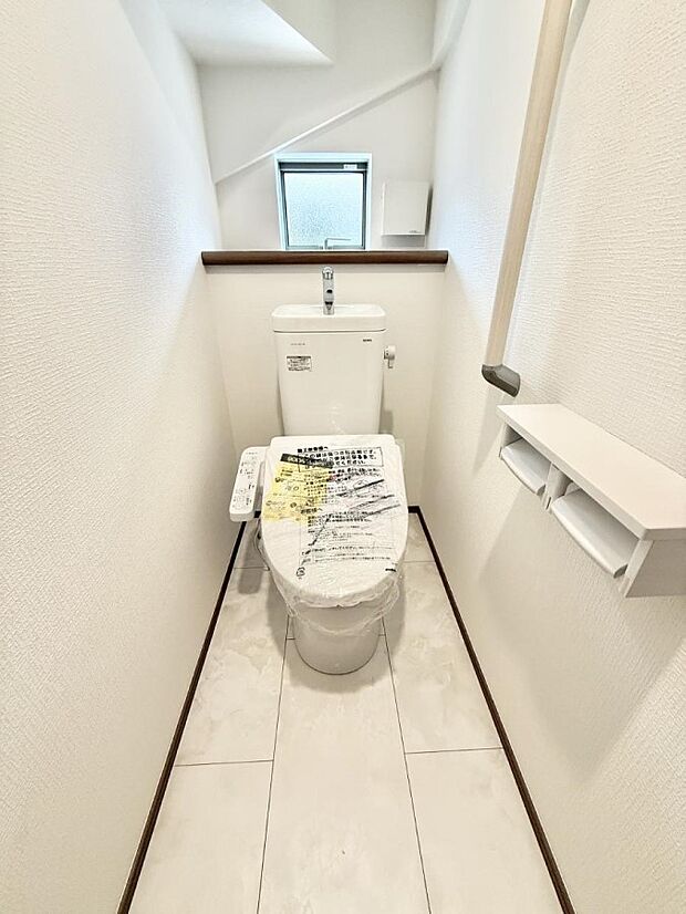 【トイレ】明るく清潔感溢れるトイレ